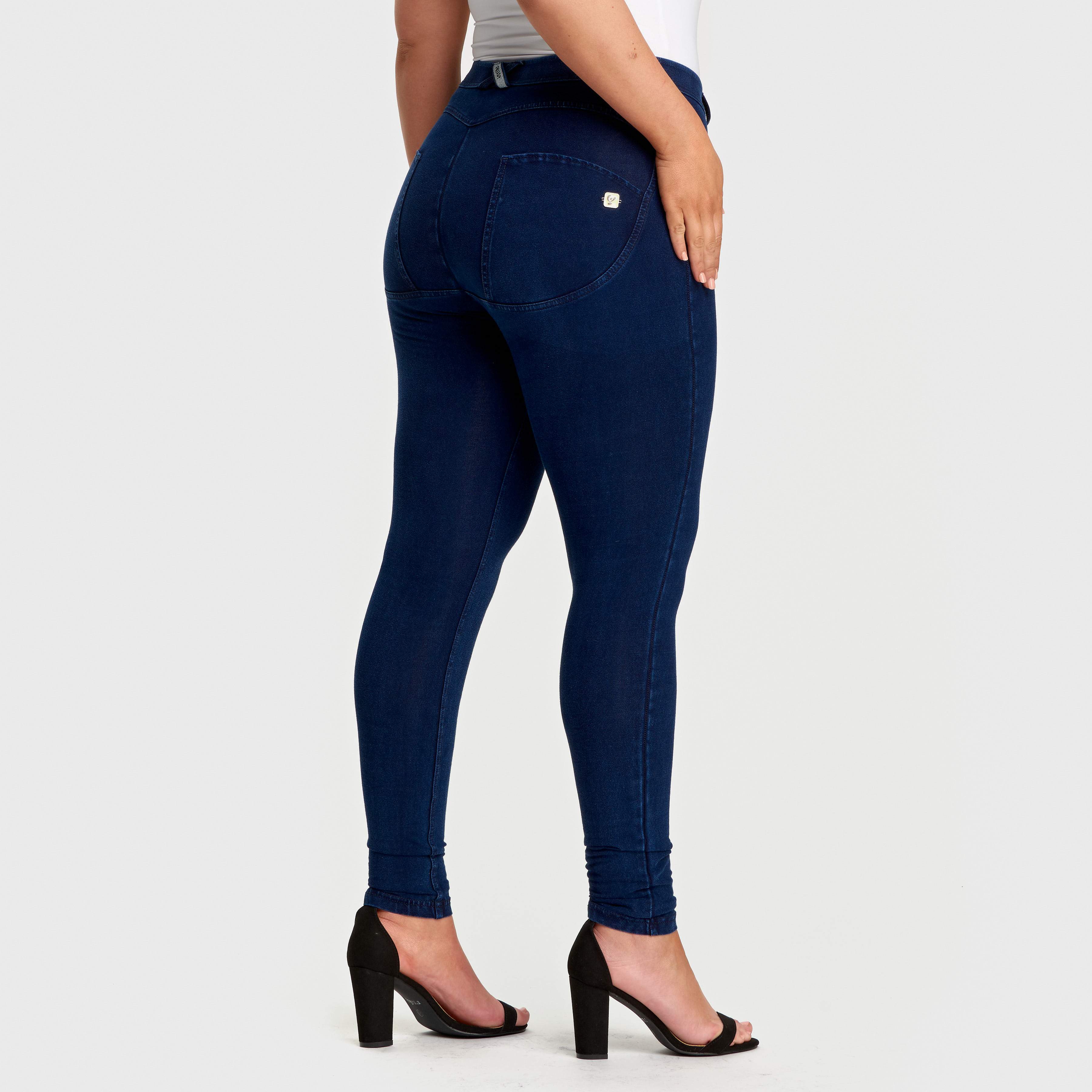 WR.UP® Curvy Denim - High Waist - Full Length - Dark Blue + Blue Stitching